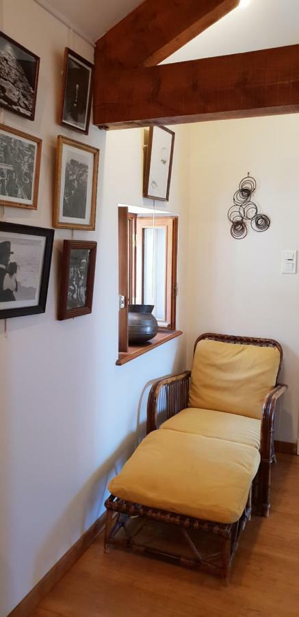 La Petite Maison Des Artistes Castelnau-Pégayrols 外观 照片